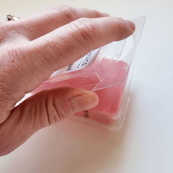 Sparkling Sangria - Soy Wax Melt - Picture 4 of 4